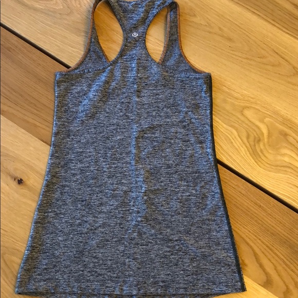 LULULEMON Razor Back Tank - Picture 3 of 4